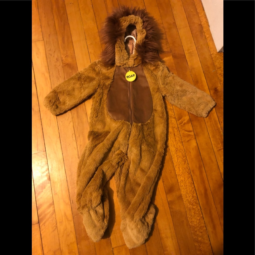 Toddler lion costume size 12-18 month